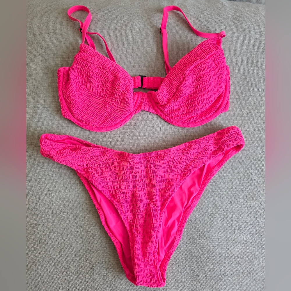 Vetchy Hot Pink Bikini
